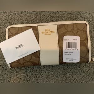 Coach, accordion style signature, leather wallet